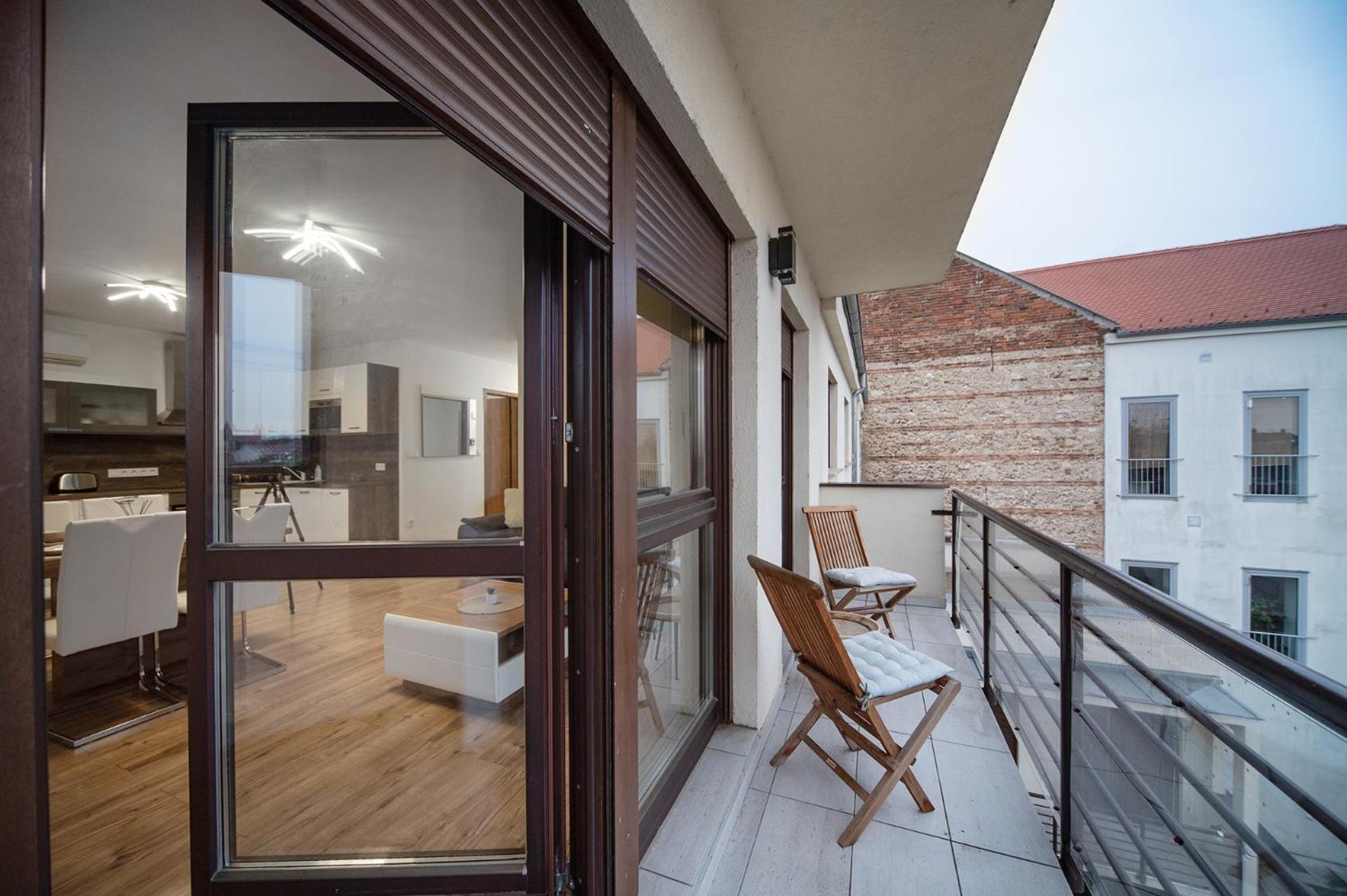 Agoston Apartman 4 - Boti Pecs Luaran gambar